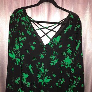 Torrid green floral top